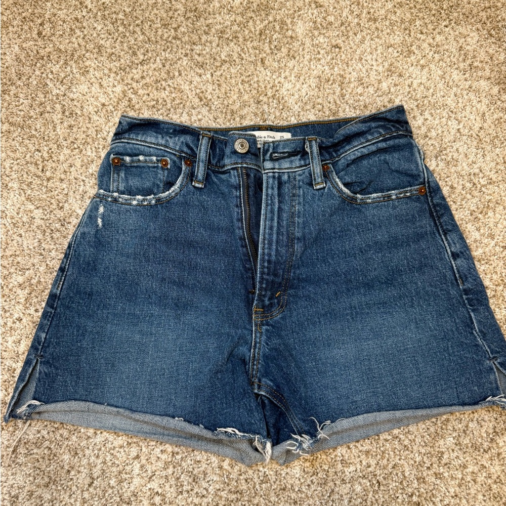 Womens Abercrombie & Fitch shorts